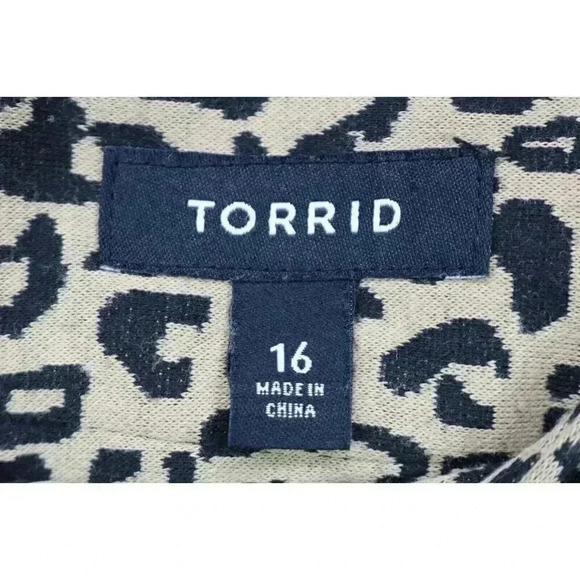 Torrid Women's Leopard Print Stretch Pencil Skirt-Size 16 - Picture 6 of 7